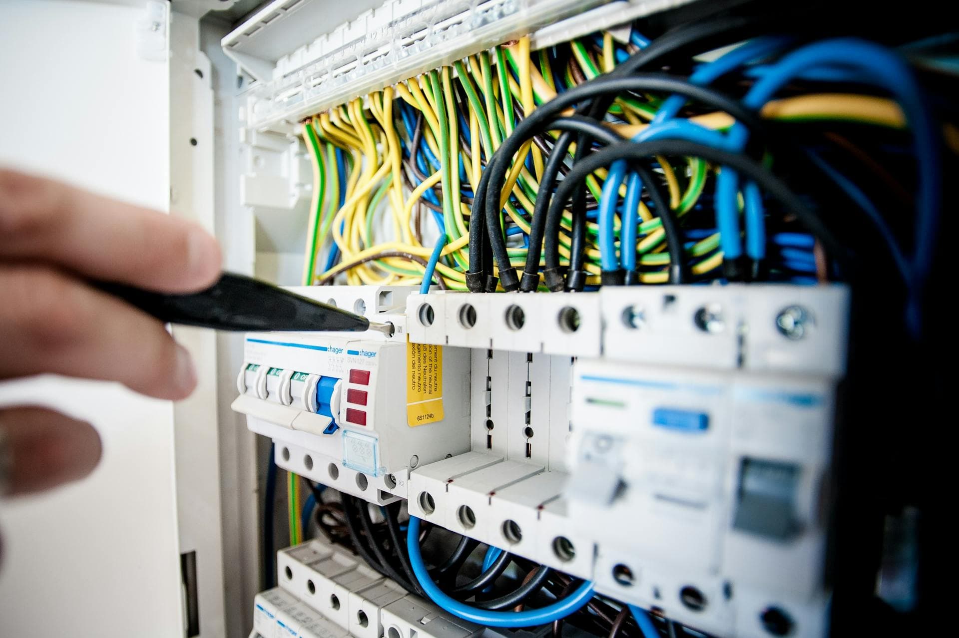 RO Unlimited electrical work